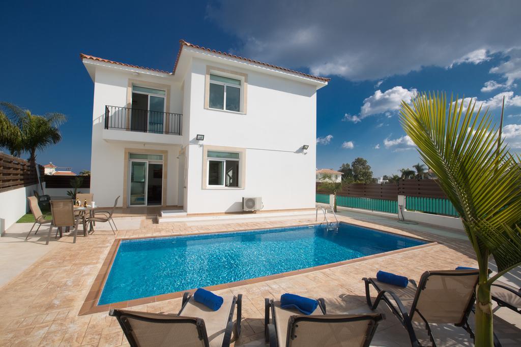 פרוטאראס Halle Villa חדר תמונה