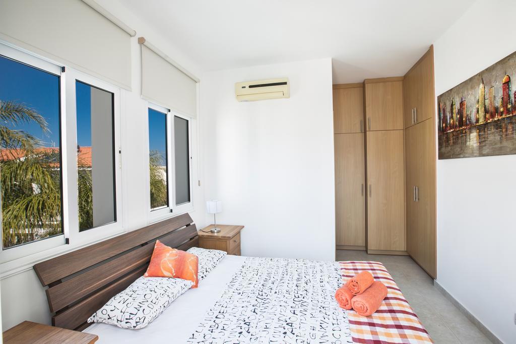 פרוטאראס Halle Villa חדר תמונה